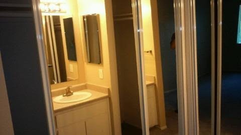 2 beds, 1 bath, 800 sqft, $1,700, Unit 253