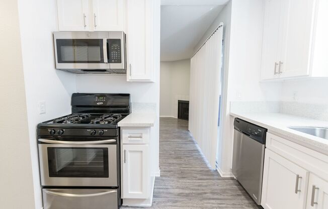 2 beds, 2 baths, 1,250 sqft, $2,698, Unit 317