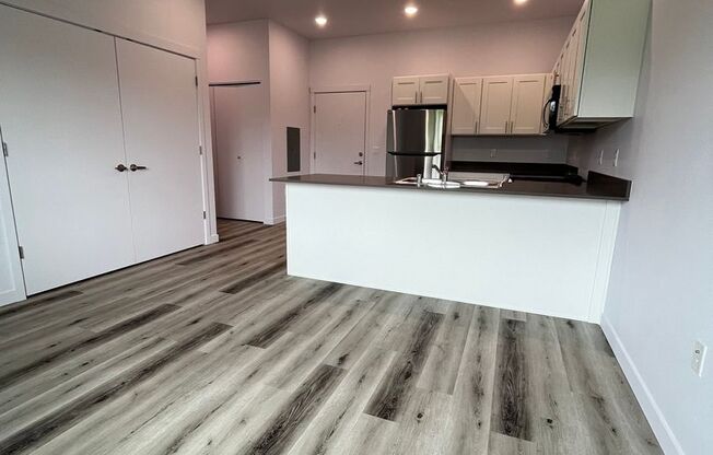 Modern 1, 2 and 3-Bedroom Apartments Near Clark College