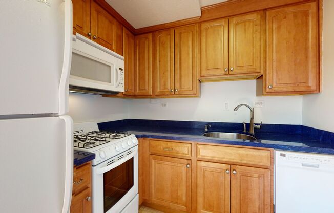 Studio, 1 bath, $1,825, Unit Unit 716