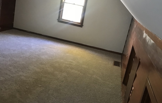 3 Bedroom 1 Bath House in Minneapolis!