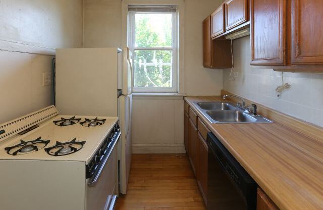 4218 CLARK