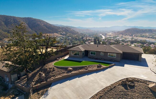 Remodeled 3BR House with Panoramic Mountain Views | Private Drive, Garage & RV Parking!