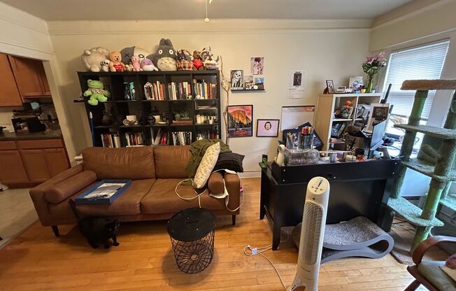1 bed, 1 bath, $975, Unit 64