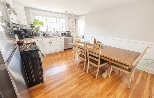 68 PLEASANT ST