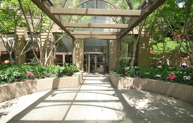 2 beds, 2 baths, $10,995, Unit 12J