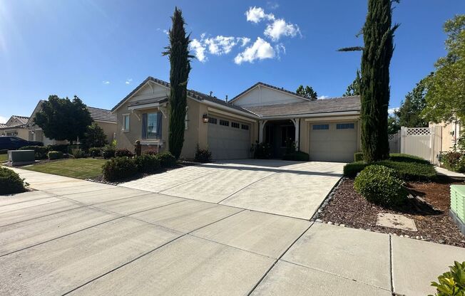 Seven Oaks Highgate Gated Community - READY NOW!