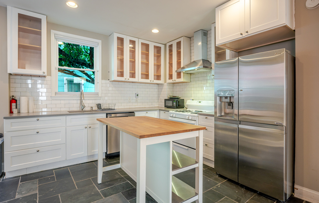 2103 13 ST SE