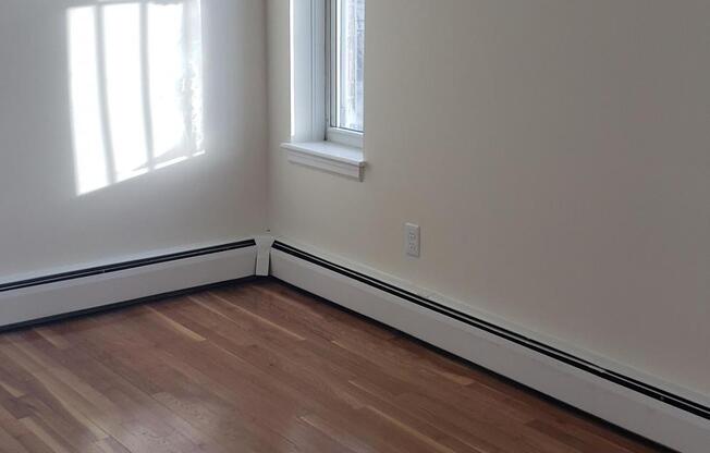 164 N BEACON ST
