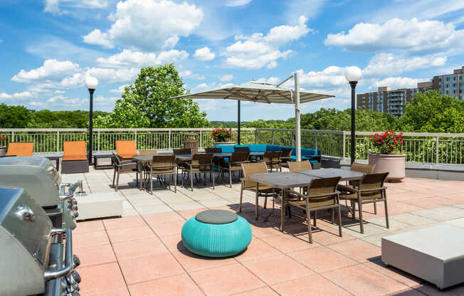 Rooftop Deck and Patio with Grills