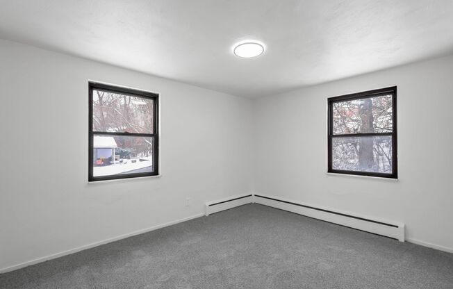 2 beds, 1 bath, 850 sqft, $949, Unit 10601 Lindberg Ave. A3- Apt. 3