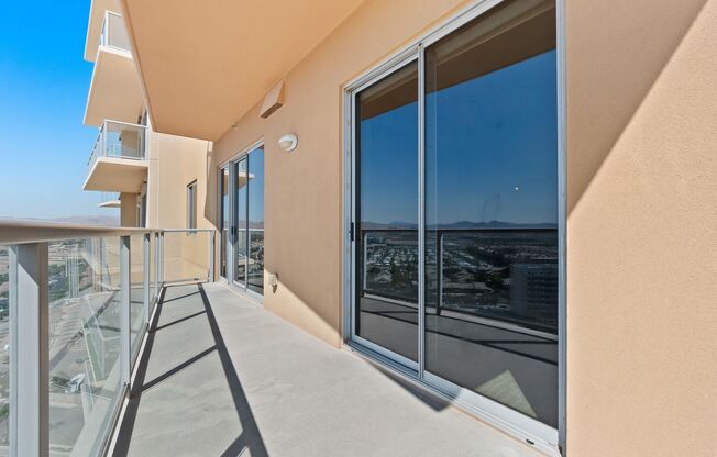 3 beds, 3.5 baths, $3,200, Unit UNIT 1819