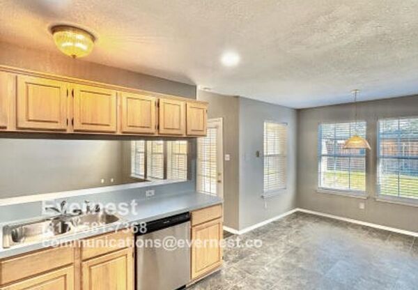1608 WILLOW CRK