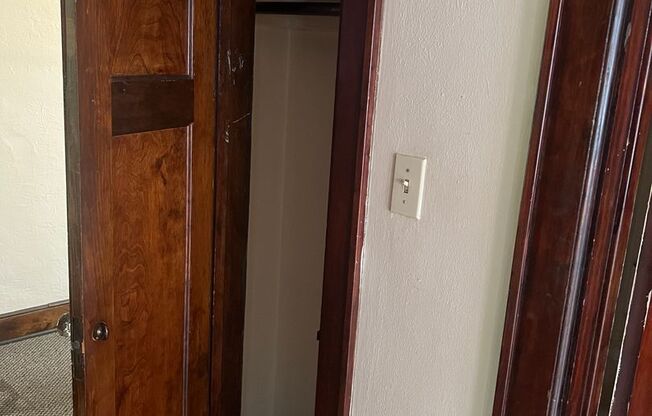 1 bed, 1 bath, $895, Unit 305