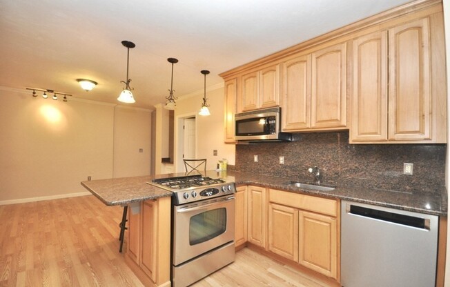 452 Park Dr