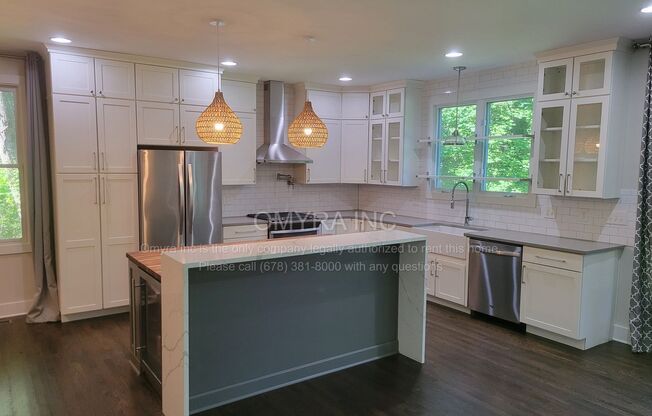 Beautiful 4 Bedroom House in East Atlanta!