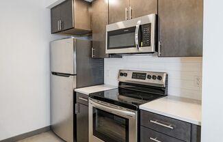 Downstairs Flat by Bike Rack with Washer & Dryer