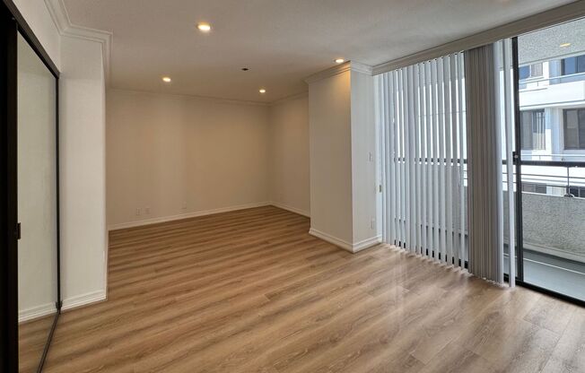 2 beds, 2.5 baths, 1,700 sqft, $4,550, Unit 508