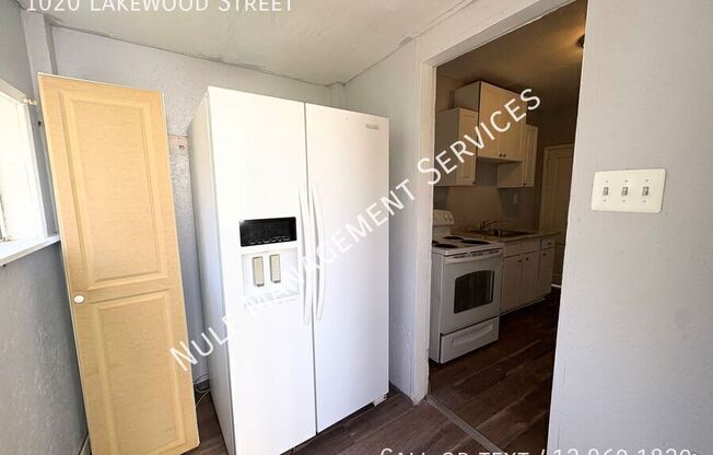 1020 LAKEWOOD ST