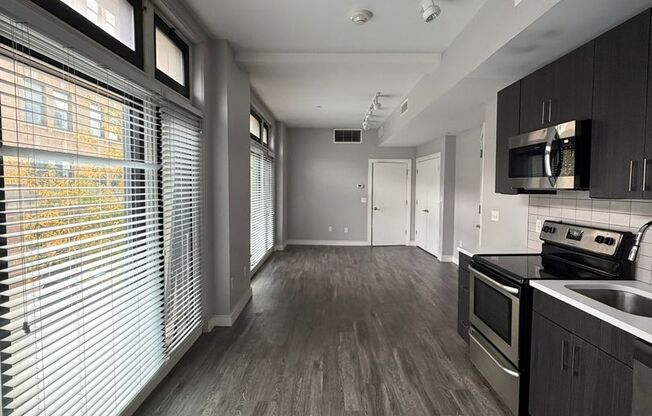 2 beds, 2 baths, 813 sqft, $2,575, Unit 205