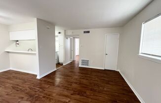 1 bed, 1 bath, $595