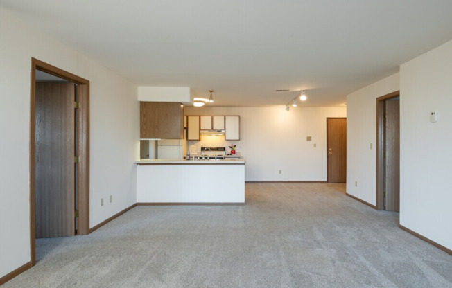 Shady Lane Apartments