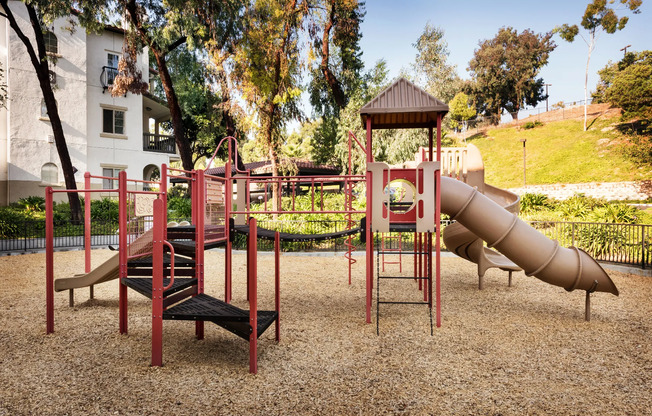 Elan Sevilla Community Playground
