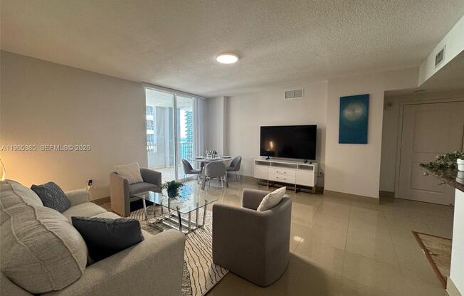 170 SE 14th St