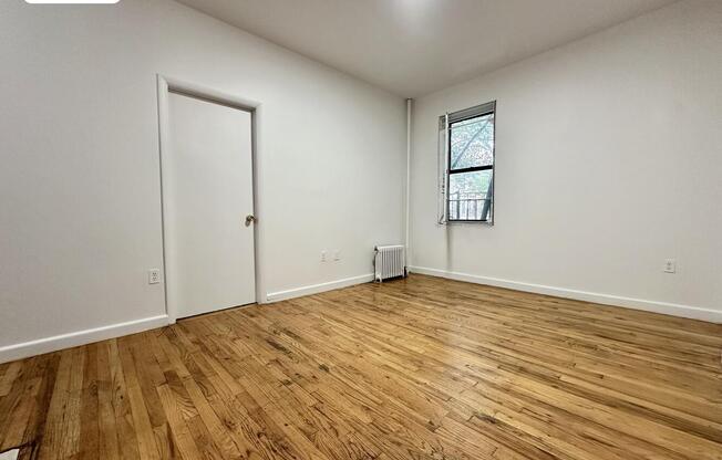 206 SAINT NICHOLAS AVE