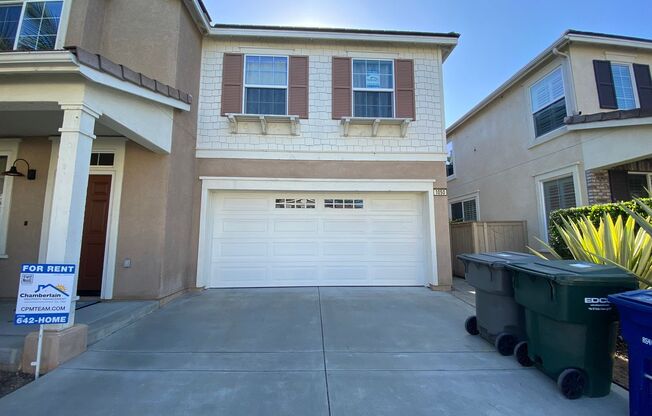 2 story 4 Bedroom Home located in Amber Woods Community