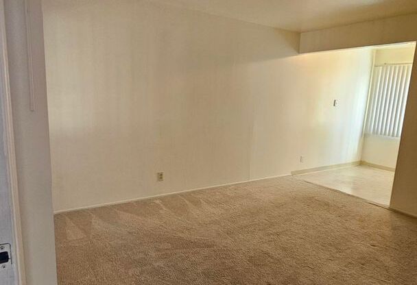 131 - 3385/3391/3395 Monroe St