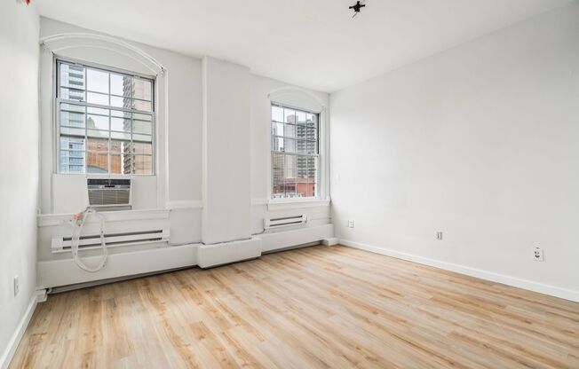 Studio, 1 bath, 336 sqft, $1,395, Unit 309