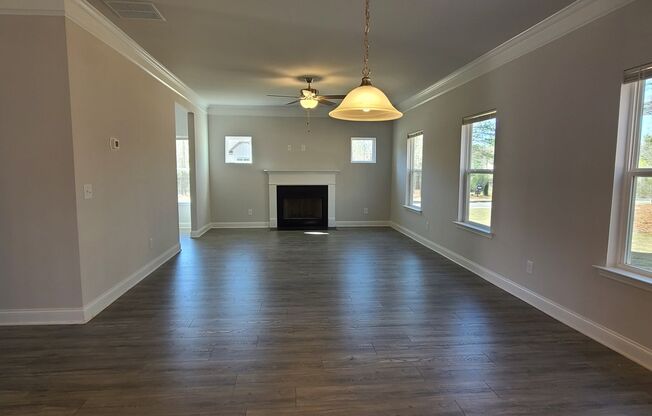 Spacious 4BR/3BA Home in Laurel Cove with Guest Suite on Main!