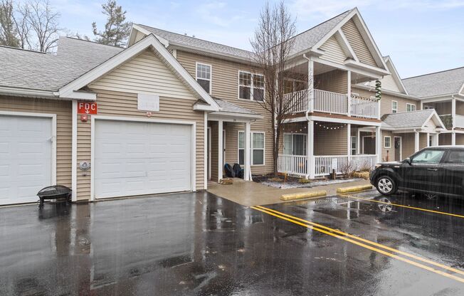 3 beds, 2 baths, $1,800