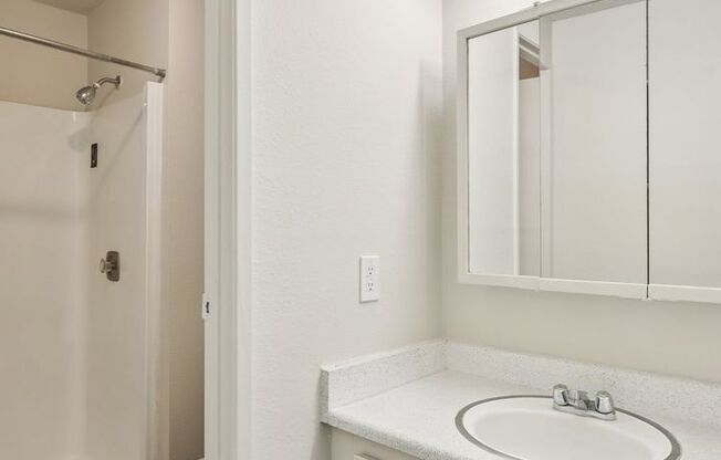 2 beds, 2 baths, 1,046 sqft, $1,995, Unit N-05