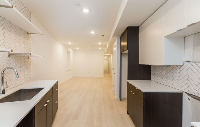 2 beds, 1 bath, 830 sqft, $1,595, Unit 1247 - A