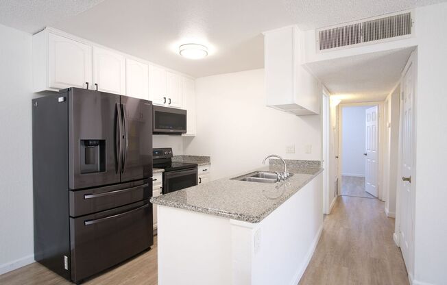 Charming 2-Bedroom, 2-Bath Home in a Prime Modesto Location!