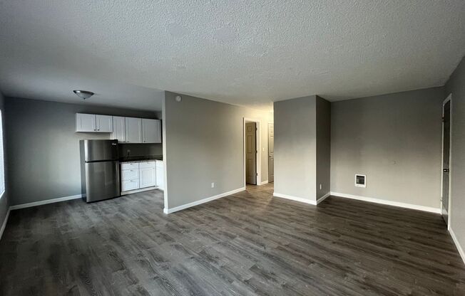 2 beds, 1 bath, 840 sqft, $1,350, Unit 685