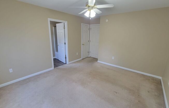 3 Bed, 2 Bath Townhome in Mauldin Available