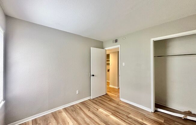 2 beds, 1 bath, 824 sqft, $795, Unit Unit 3