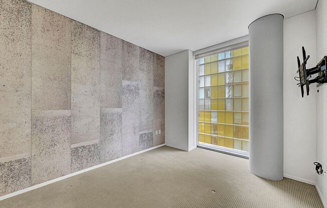 1 bed, 1 bath, $2,825