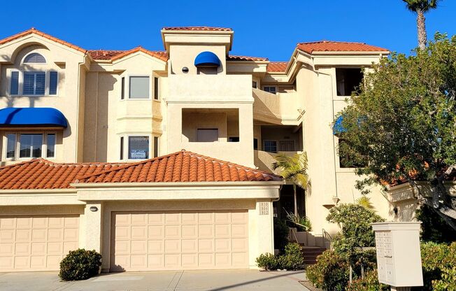 GATED Harbour Island Community 2+2 Condo