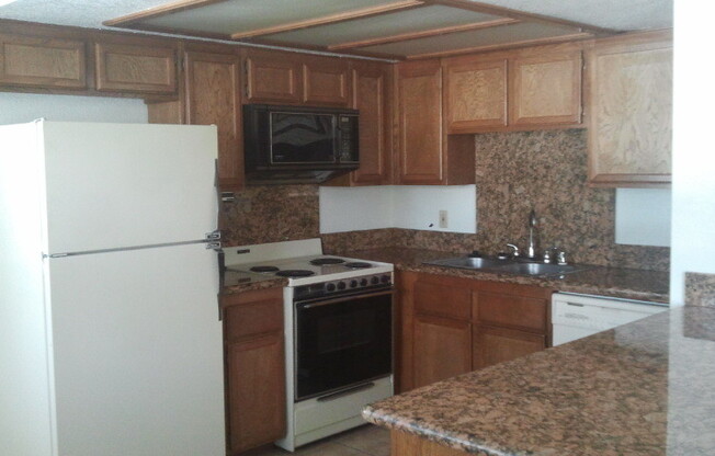 2 beds, 2 baths, $1,295