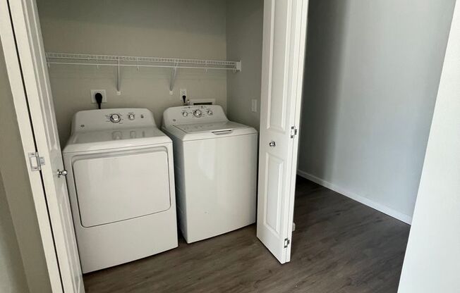 3 beds, 2 baths, 1,153 sqft, $1,507, Unit 1140-202