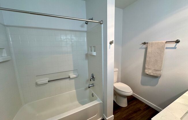 2 beds, 2 baths, 1,356 sqft, $3,700, Unit Unit 202