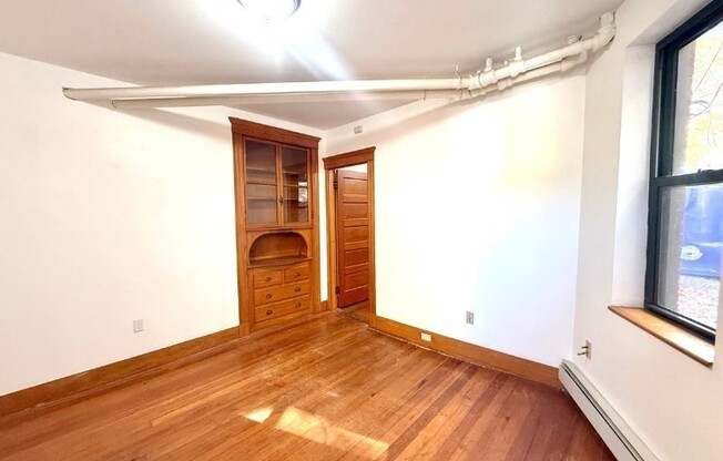 22 UNIVERSITY RD