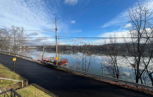 20 RIV RD