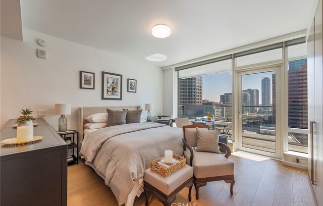 Studio, 1 bath, 629 sqft, $3,500, Unit 1715
