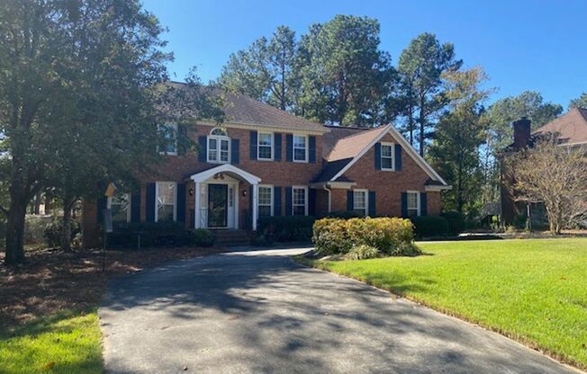 Gorgeous 5 Bedroom 3 Bathroom Brick Home in Woodside Plantation!