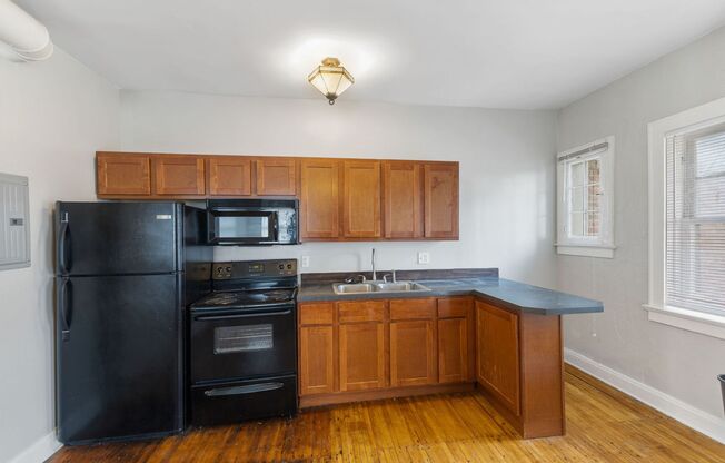1 bed, 1 bath, 522 sqft, $875, Unit 8